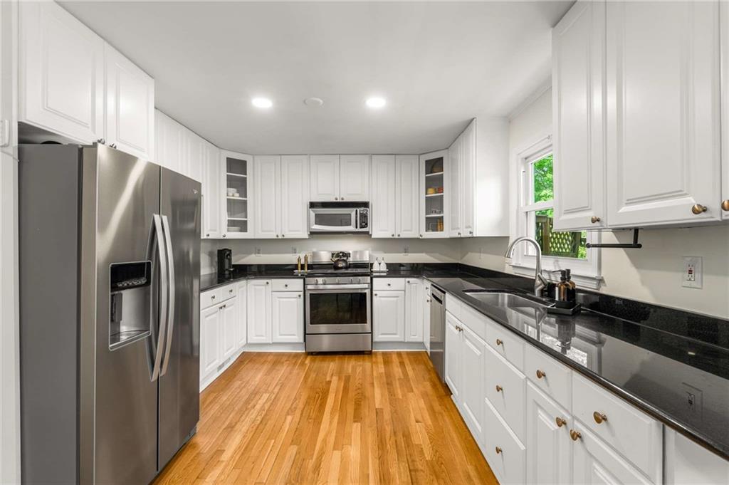 1420 Defoors Drive, Atlanta, Georgia image 9
