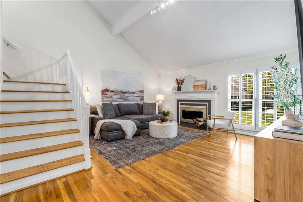 1420 Defoors Drive, Atlanta, Georgia image 2