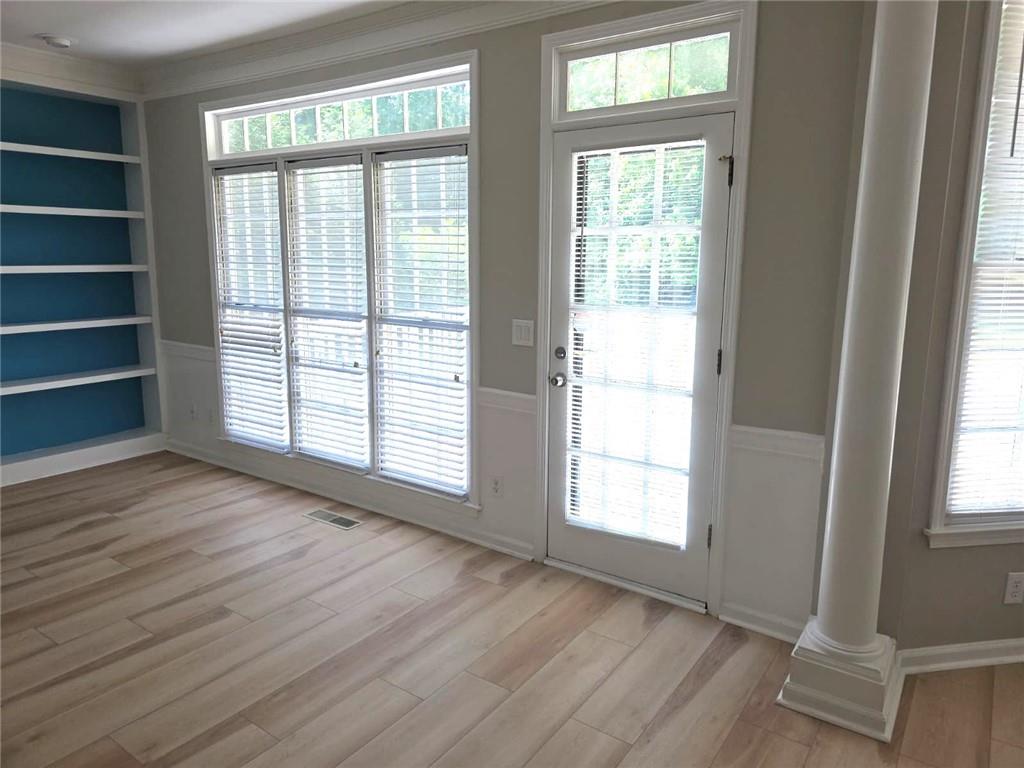 2255 Fairwood Circle