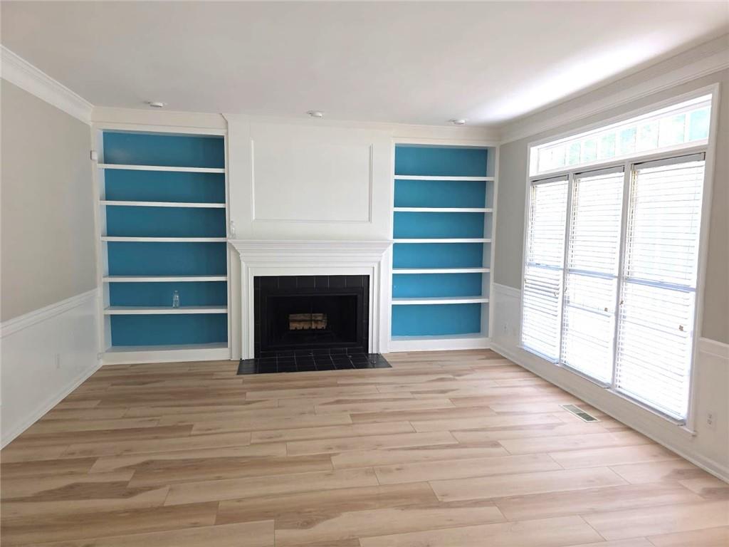 2255 Fairwood Circle