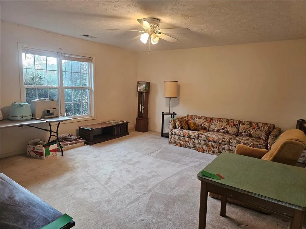 Snellville, Georgia 30039, United States, 3 Bedrooms Bedrooms, ,2 BathroomsBathrooms,Residential,Active,186