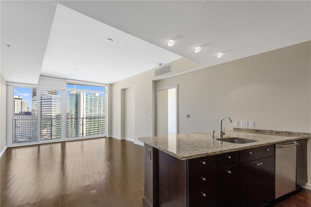 3325 Piedmont Road NE 2207