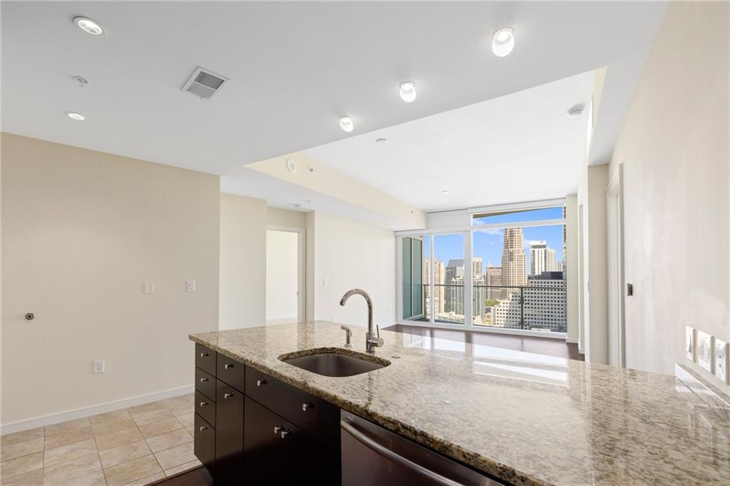 3325 Piedmont Road NE 2207