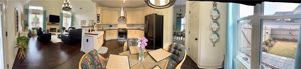 60 Saddle Tree Way