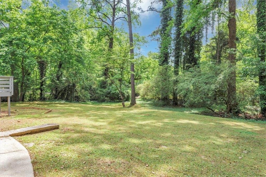 4261 Autumn Hill Drive, Stone Mountain, Georgia image 43