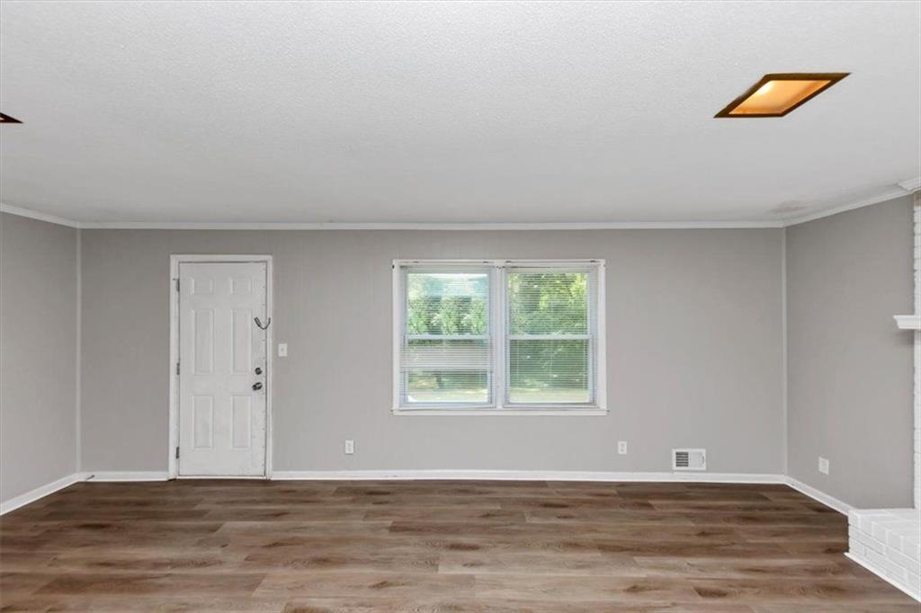 4261 AUTUMN HILL Drive