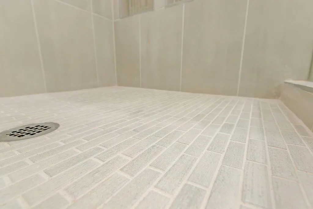 Gainesville, Georgia 30506, United States, 4 Bedrooms Bedrooms, ,4 BathroomsBathrooms,Residential,Active,223216