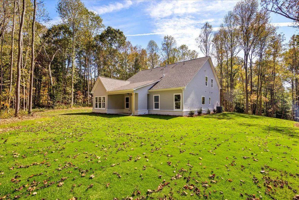 Gainesville, Georgia 30506, United States, 4 Bedrooms Bedrooms, ,4 BathroomsBathrooms,Residential,Active,223216