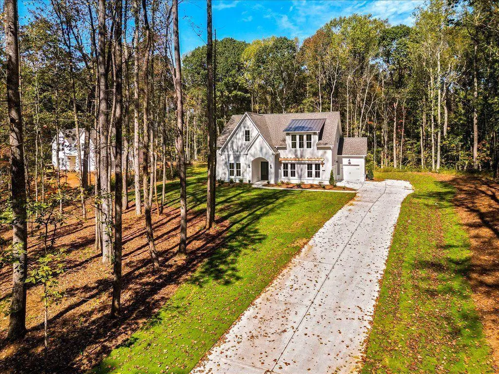 Gainesville, Georgia 30506, United States, 4 Bedrooms Bedrooms, ,4 BathroomsBathrooms,Residential,Active,223216