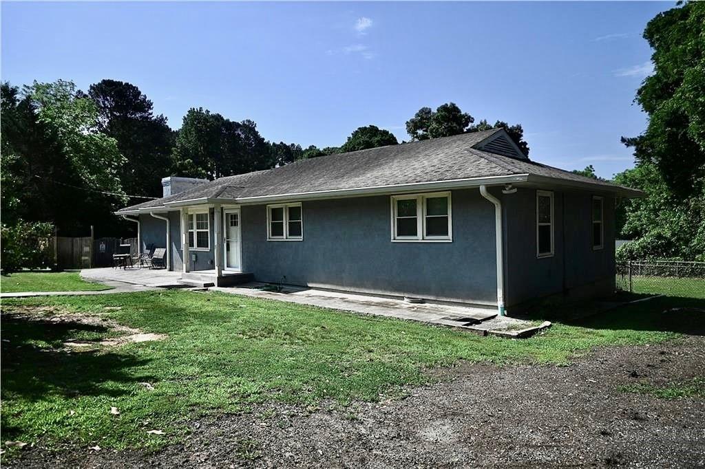 1621 OAK Road