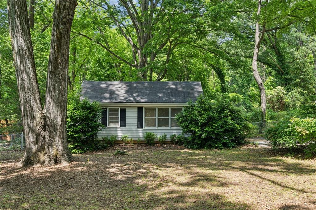 4202 Maplewood Drive, Decatur, Georgia image 25