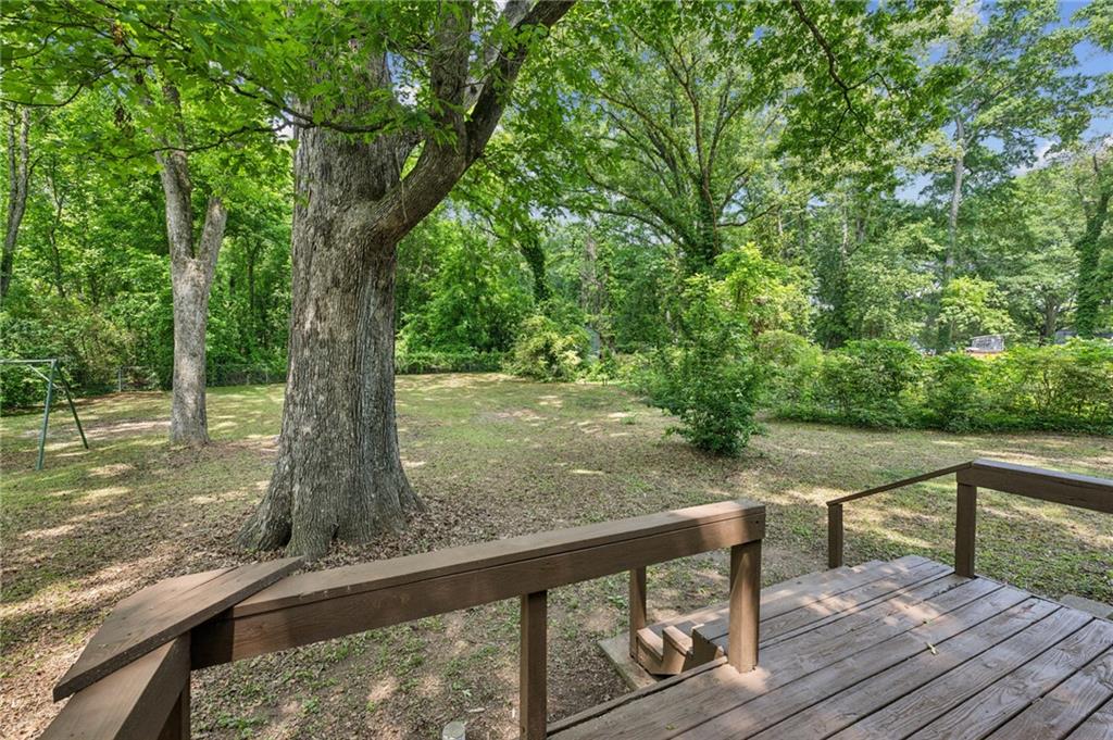 4202 Maplewood Drive, Decatur, Georgia image 18