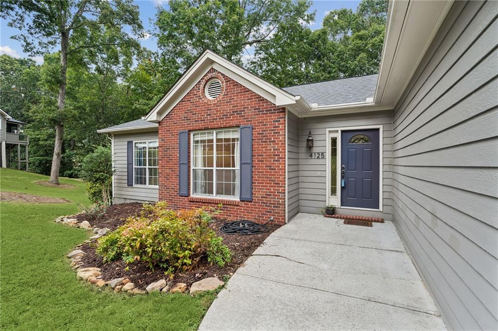 4125 Gables Place, Buford, Georgia image 4