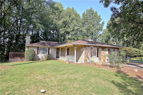 Homes For Sale - 6430 Beethoven Circle<br/> Riverdale, GA 30296