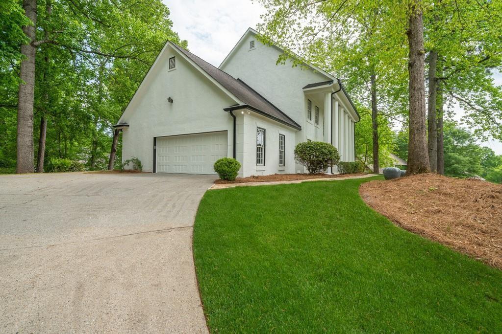 410 Glenmont Court
