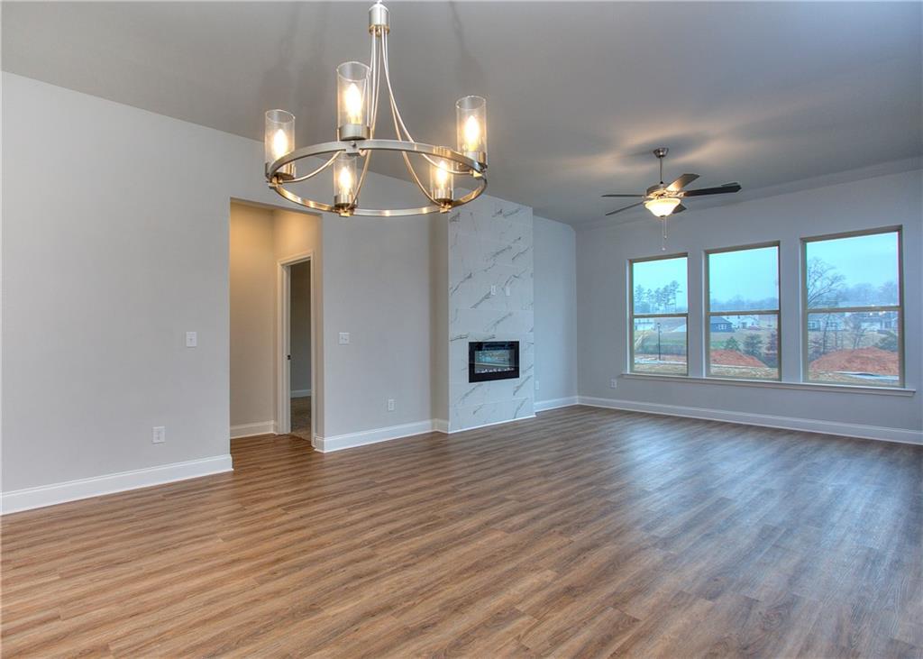 117 Swallowtail Lane