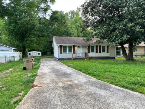 Homes For Rent - 8153 Attleboro Drive<br/> Jonesboro, GA 30238