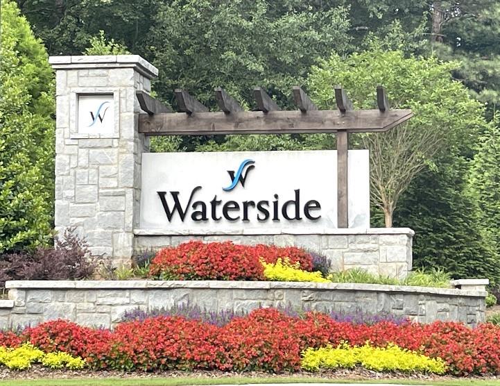 4457 Watervale Way 292