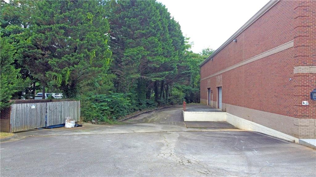 4388 Sudderth Road