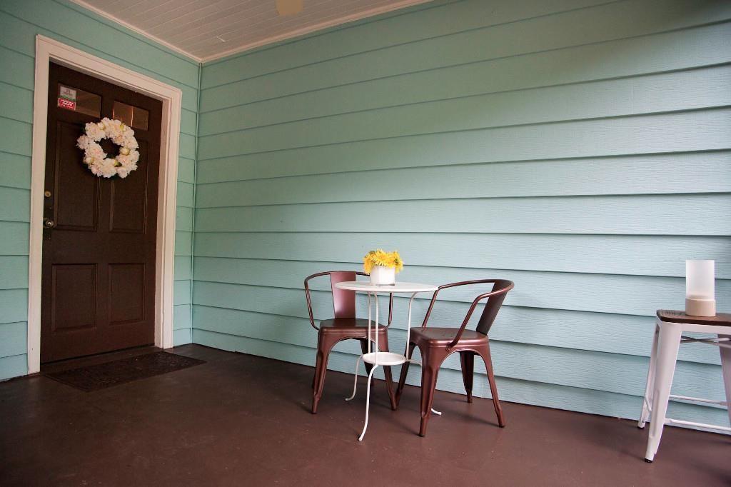 1089 United Avenue SE