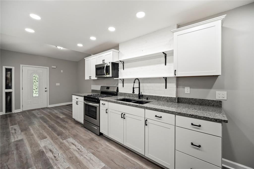 1126 Briarcliff Place NE 3