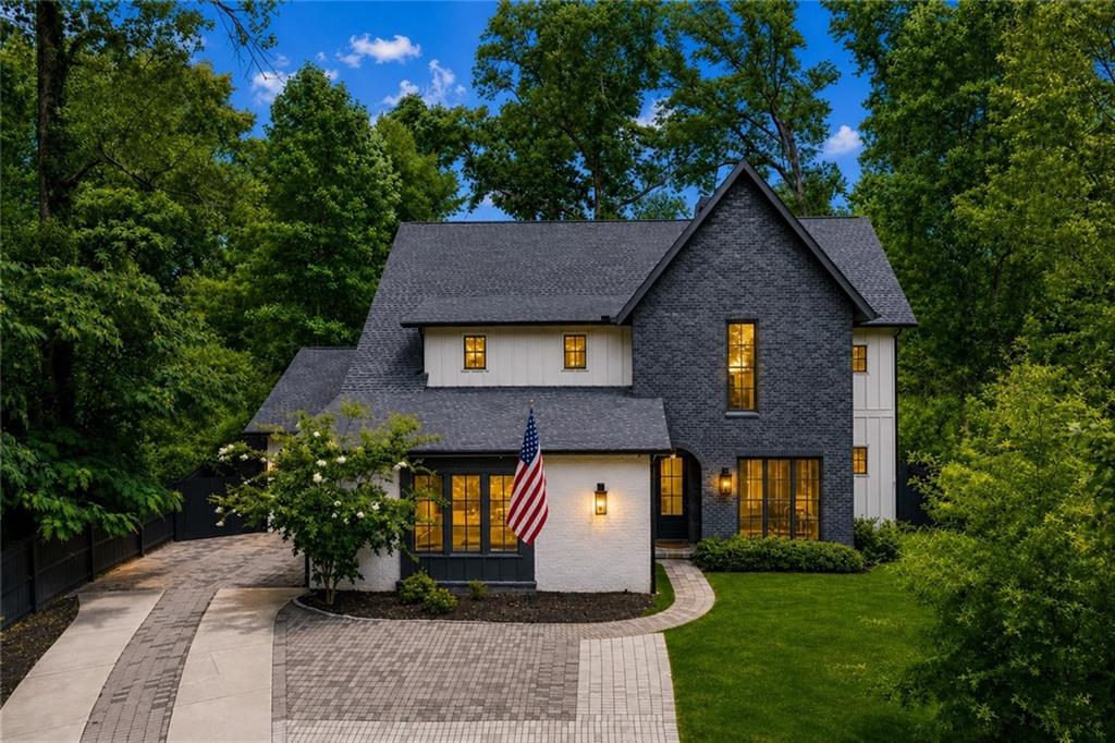 1376 Lavista Road NE
