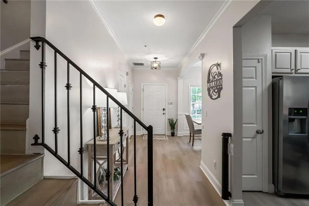 Alpharetta, Georgia 30004, United States, 2 Bedrooms Bedrooms, ,3 BathroomsBathrooms,Residential,Active,120379