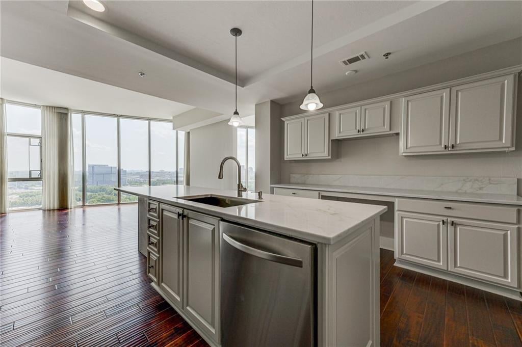 4561 Olde Perimeter Way 2102