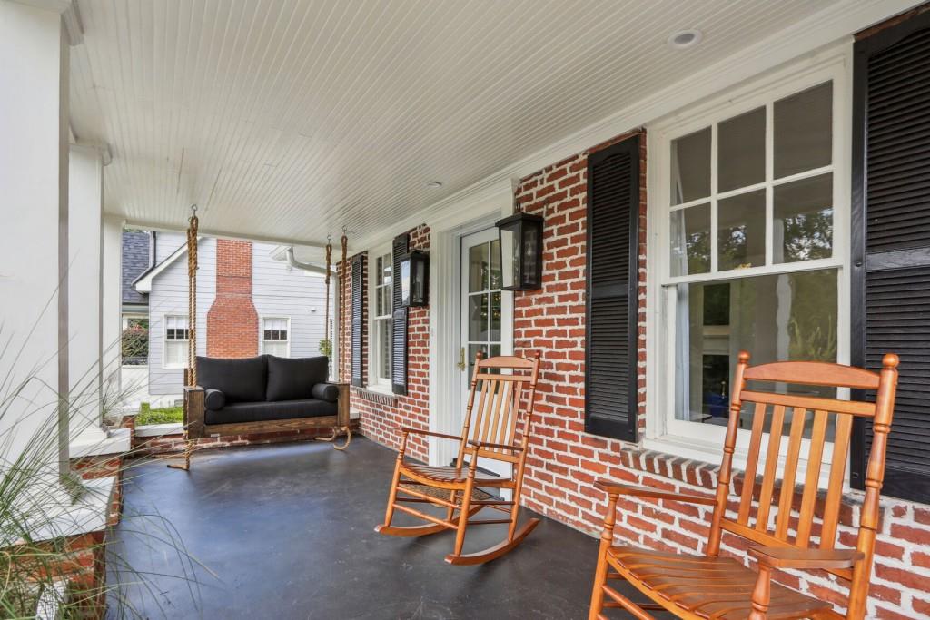 2140 Fairhaven Circle NE