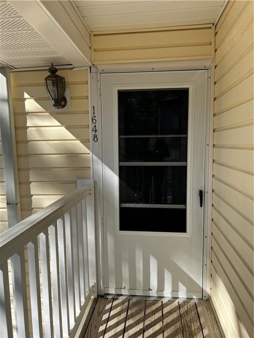 PRICE IMPROVEMENT - $1,600. Are you looking for a beautiful and comfortable place to live in Marietta, GA? Look no further than this 2 bedroom, 2 bathroom roommate style unit in the well-maintained Bentley Ridge Subdivision. This top-floor end unit is perfect for someone who values privacy and comfort. Bentley Ridge is conveniently located off of Bentley road, between Terrell Mill Road and Delk road. Great area to be in. 5 minutes to 1-75. 10 minutes to I 285, Truist Park and The Battery! Unit is available for tenants to move in immediately. At Move-in 1st month's rent + security deposit required! Bank Check, Money Order, ACH and wire transfers are all acceptable forms of payment. No Personal checks or Cash accepted. **Criminal & Background check required ** Small Dogs only - Subject to Landlord approval ** No smokers. Please Note - Available to show April 1st.