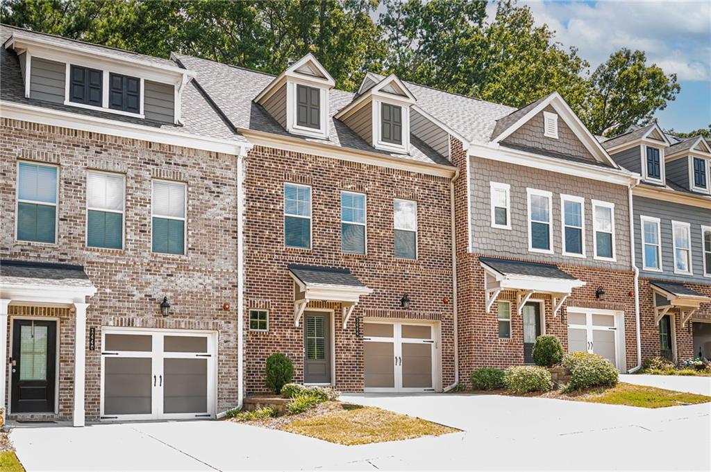 1444 Ridgebend Way SE