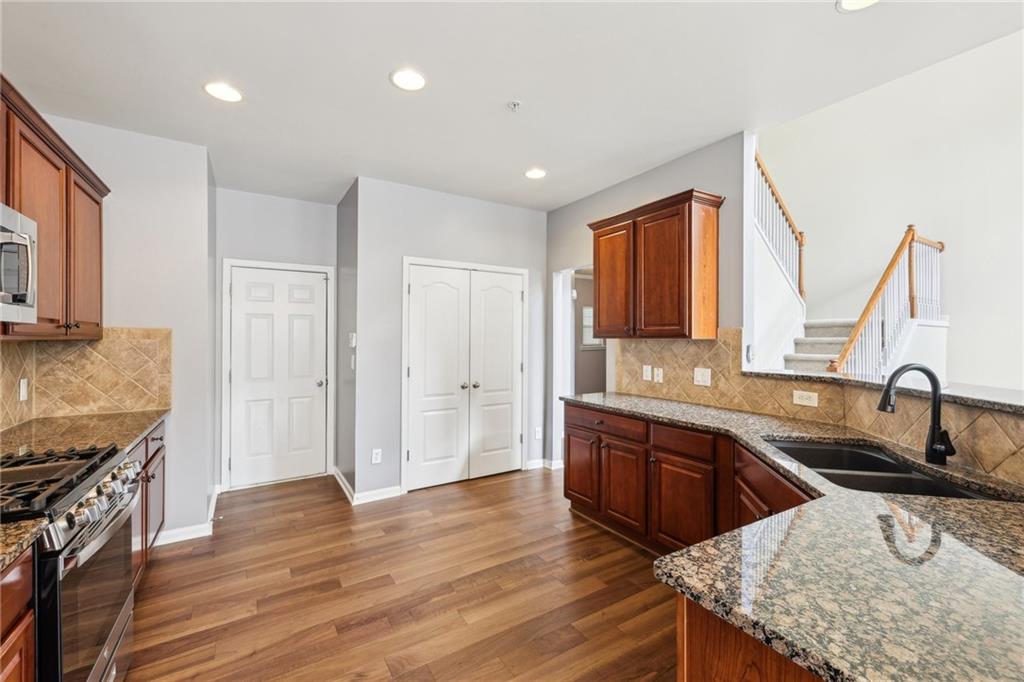 607 Tall Timbers, Woodstock, Georgia image 8