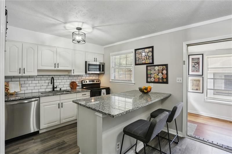 6700 Roswell Road 32C