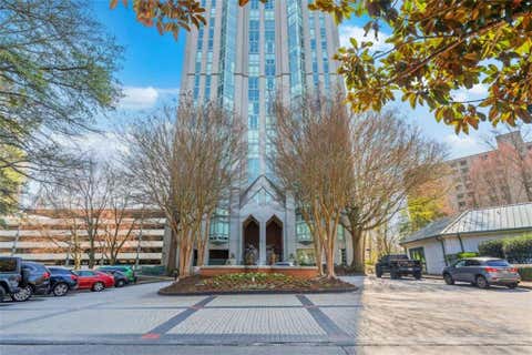 Condo For Sale - 2870 Pharr Court South #2401<br/> Fulton County, Atlanta, GA 30305