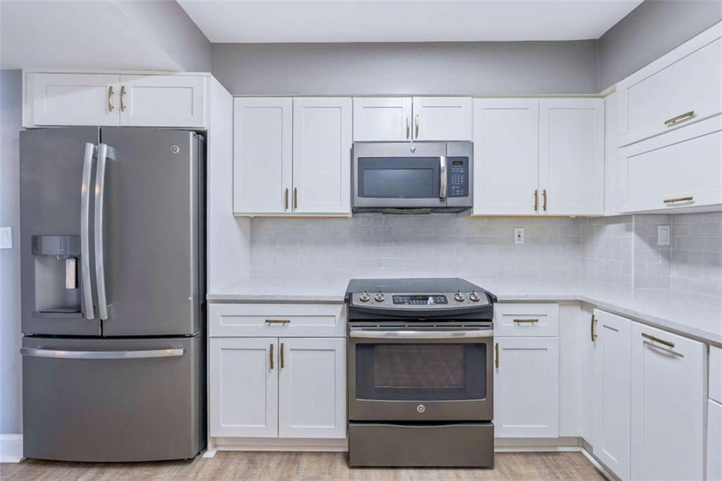 2870 Pharr Court South 2401