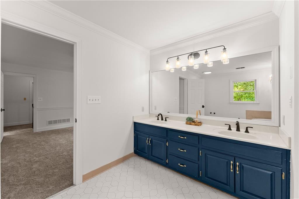 2511 N Oaks Drive, Gainesville, Georgia image 32