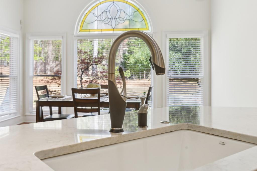 1120 Grace Hill Drive, Roswell, Georgia image 18