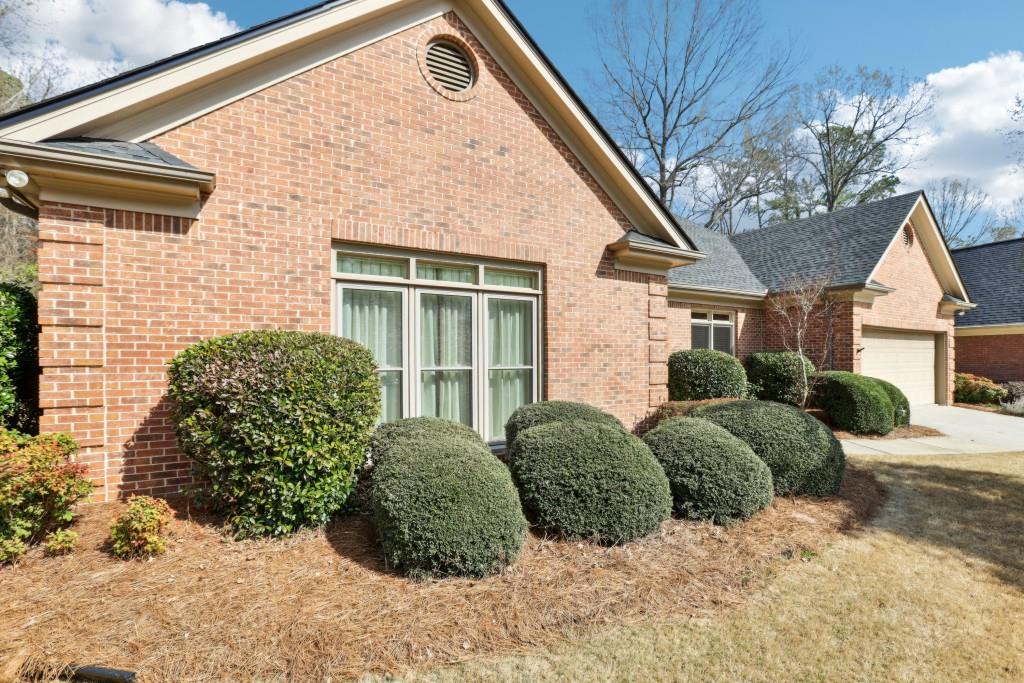 1120 Grace Hill Drive, Roswell, Georgia image 2