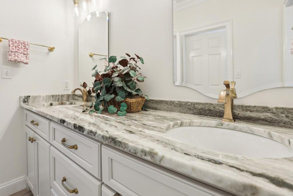 1120 Grace Hill Drive, Roswell, Georgia image 45