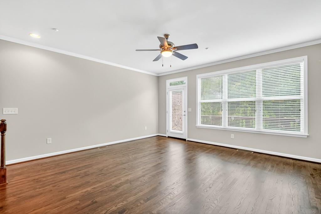 1385 Hawthorne Avenue SE