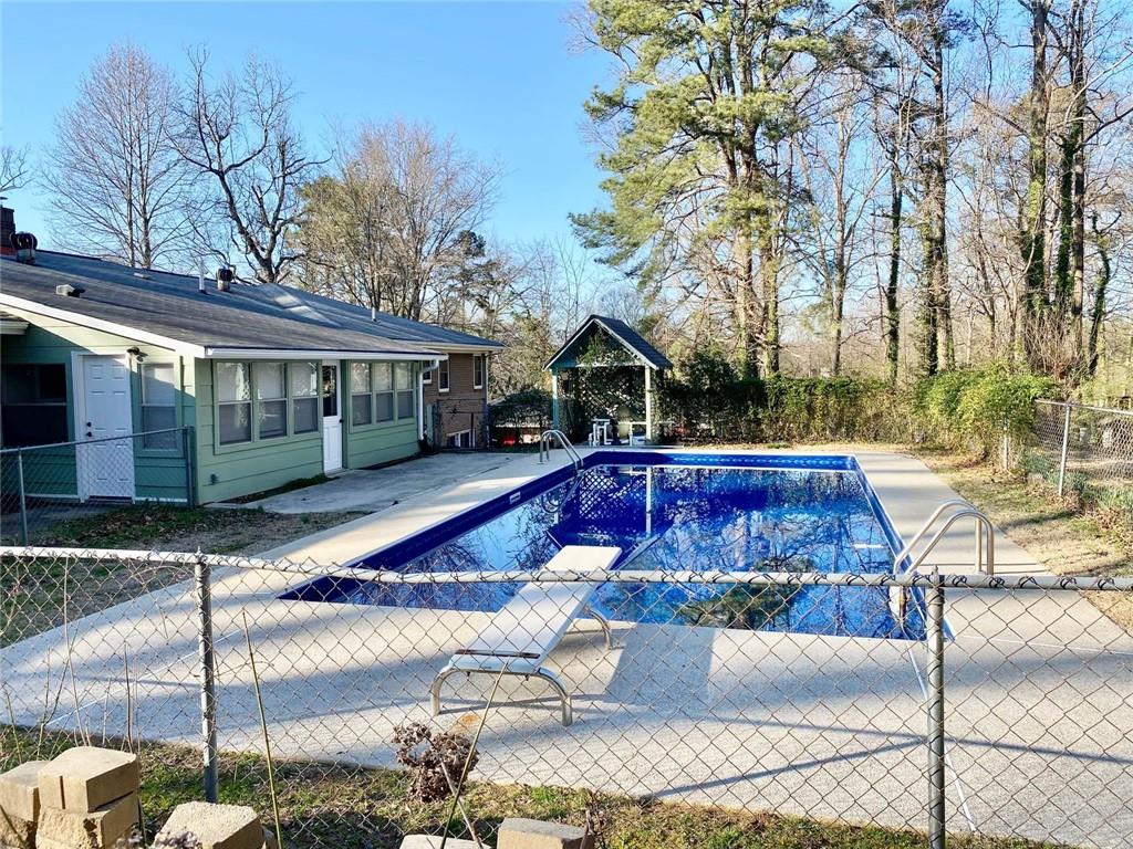 6787 Hembree Drive, Austell, Georgia image 7