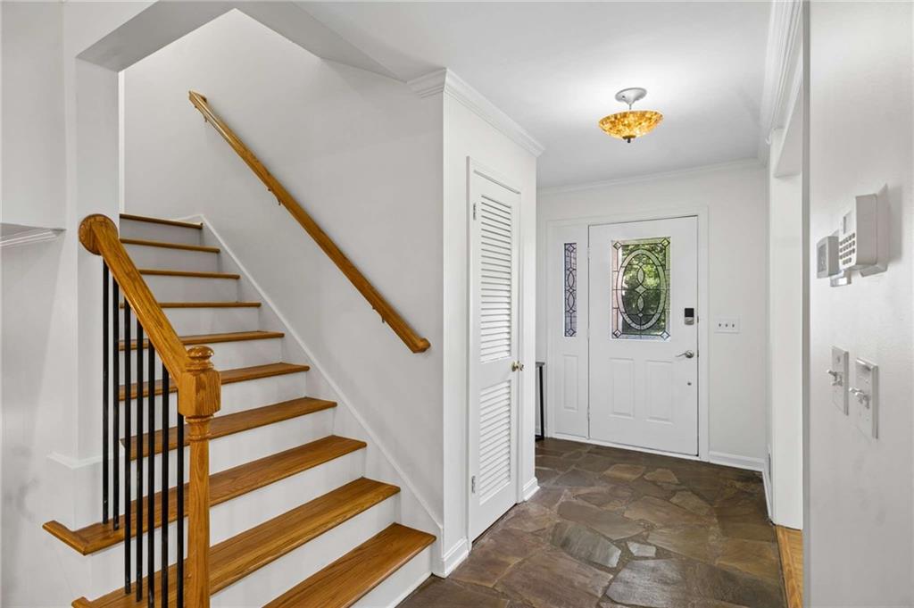 2753 Henderson Court