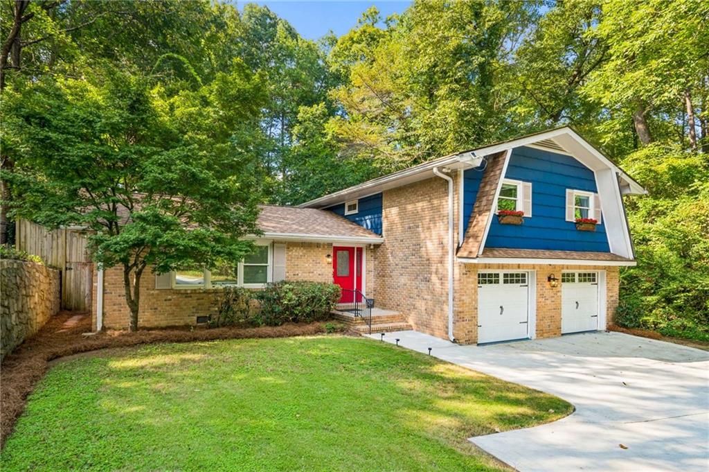 2753 Henderson Court