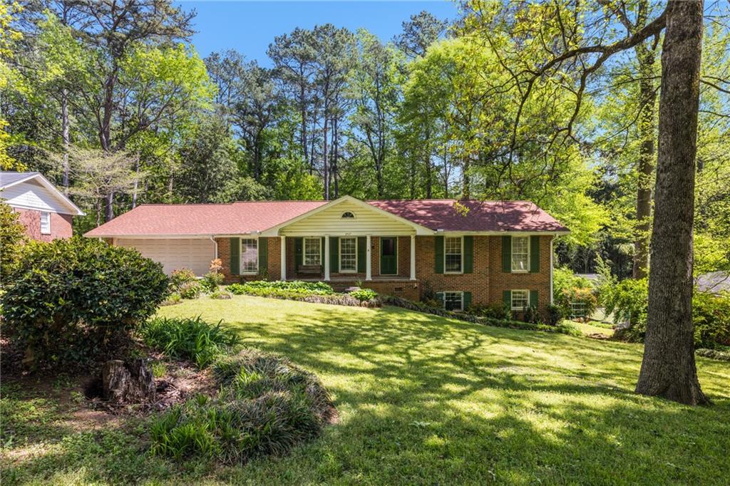2927 Ponderosa Circle