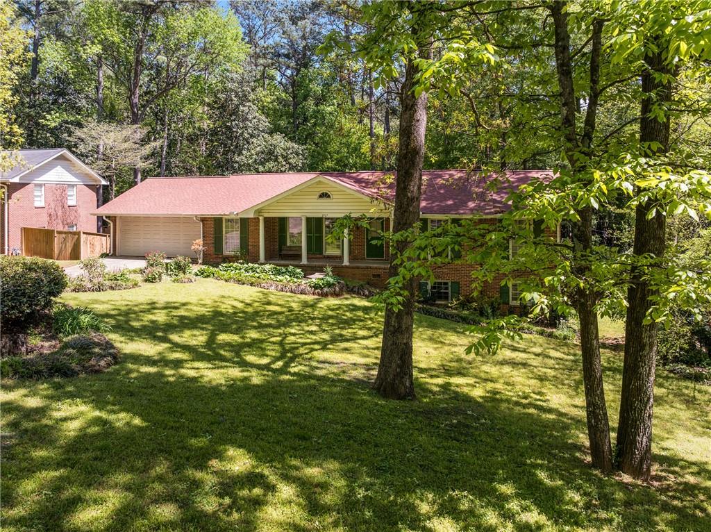 2927 Ponderosa Circle