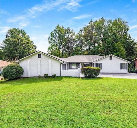 234 Shadow Lake Drive SW Lilburn GA 30047