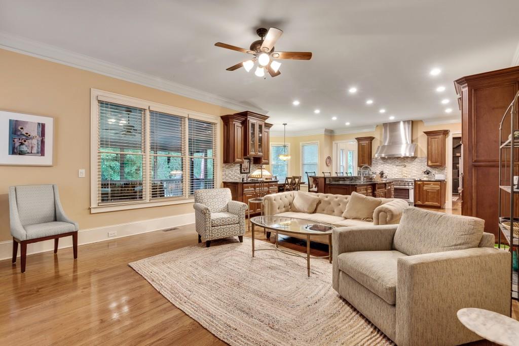 1942 N Akin Drive, Atlanta, Georgia image 22