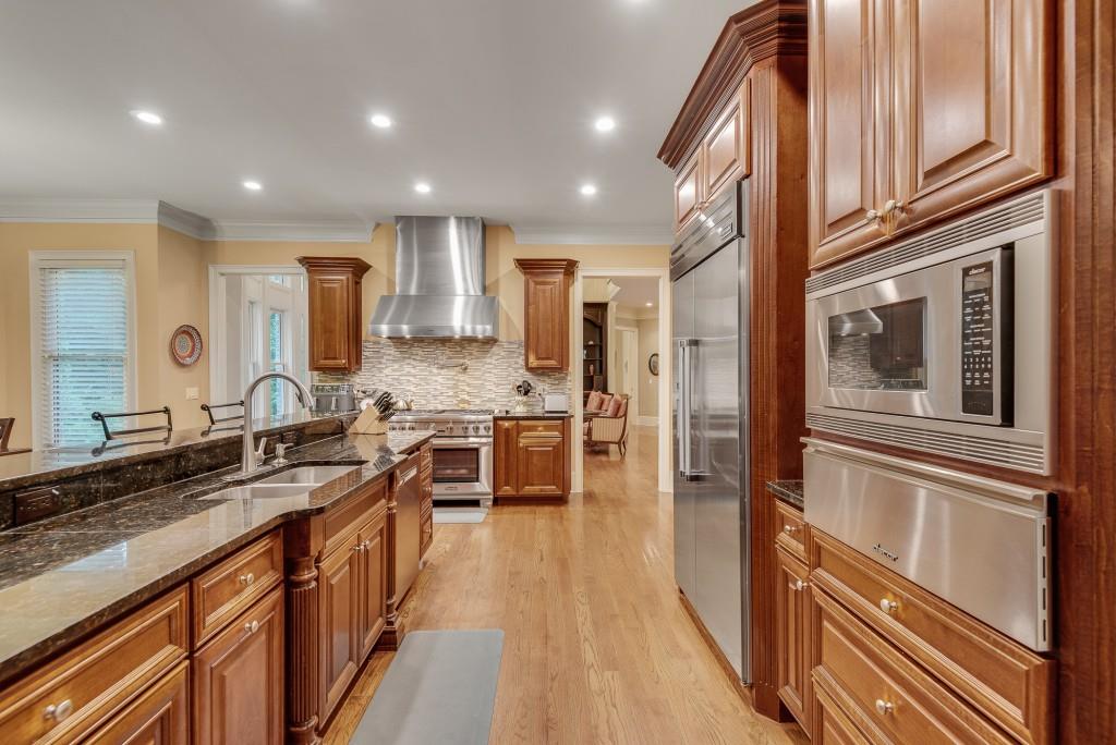 1942 N Akin Drive, Atlanta, Georgia image 18