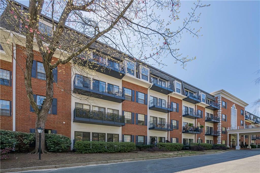 2921 Lenox Road NE 113