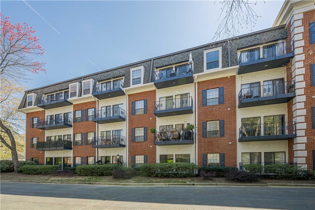 2921 Lenox Road NE 113